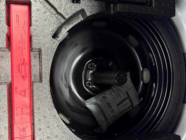 Фото 22 - Volkswagen Sagitar L