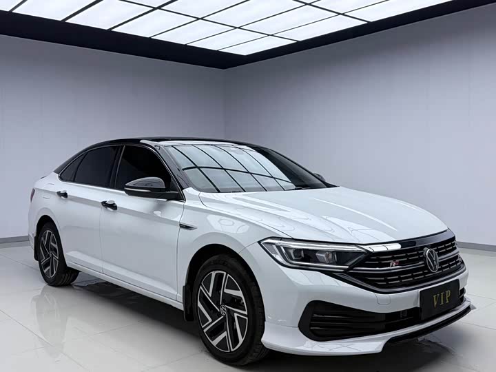 Фото 3 - Volkswagen Sagitar L