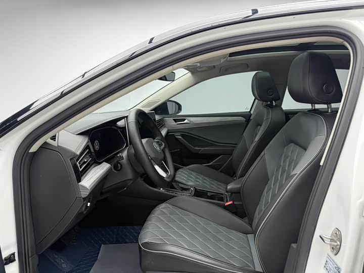 Фото 7 - Volkswagen Sagitar L