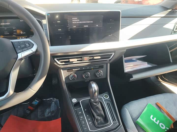 Фото 13 - Volkswagen Lavida