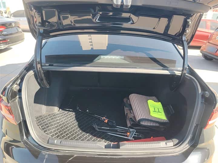 Фото 19 - Volkswagen Lavida