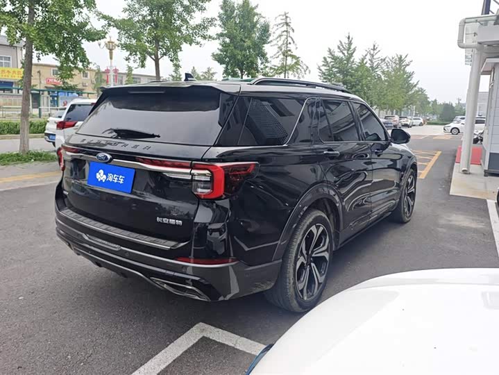 Фото 3 - Ford Explorer