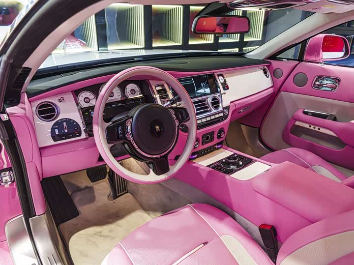 Фото 13 - Rolls-Royce Wraith