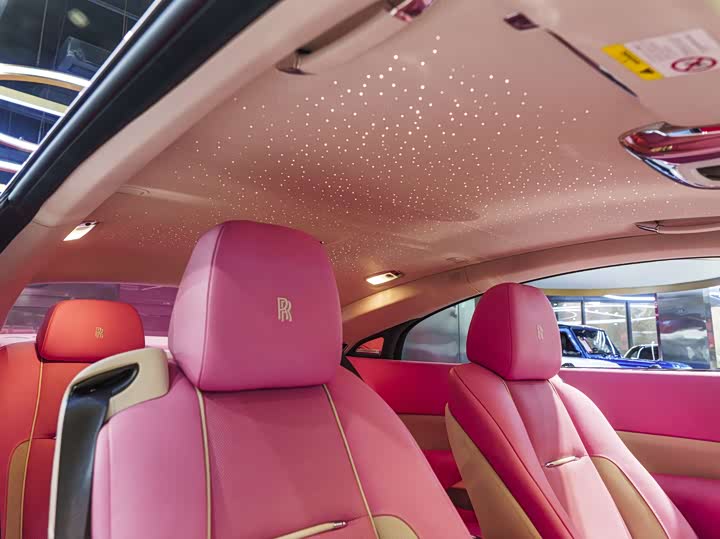 Фото 21 - Rolls-Royce Wraith