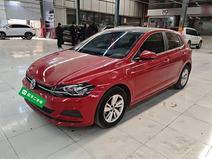 Фото 1 - Volkswagen Polo