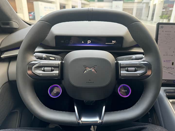 Фото 14 - XPeng P7