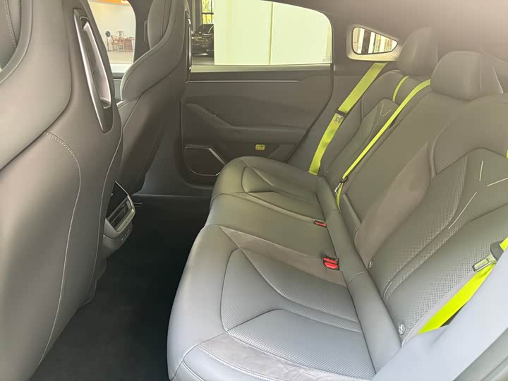 Фото 6 - XPeng P7