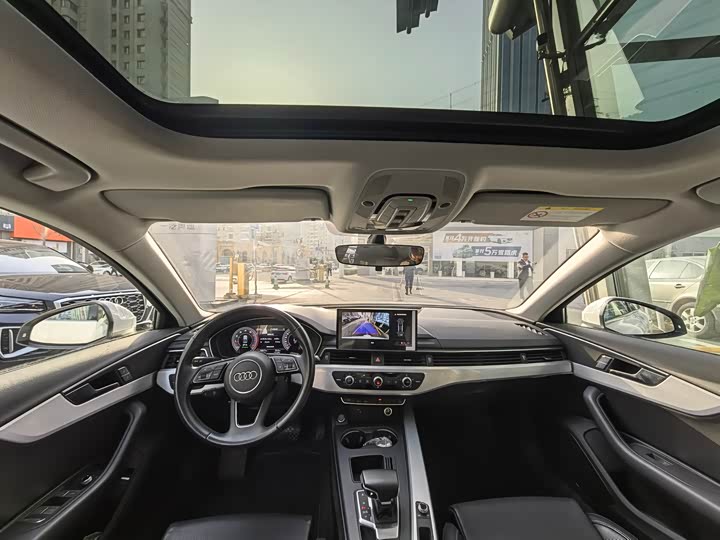 Фото 3 - Audi A4L