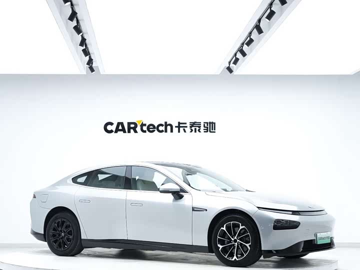 Фото 6 - XPeng P7