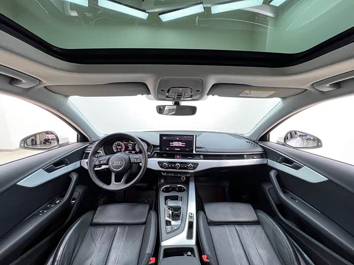 Фото 20 - Audi A4L