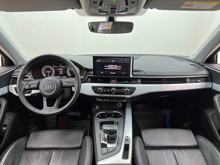 Фото 21 - Audi A4L