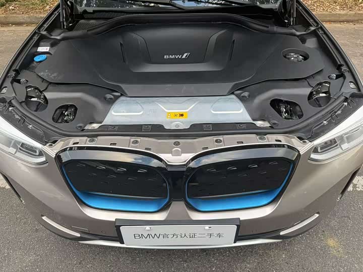 Фото 4 - BMW iX3