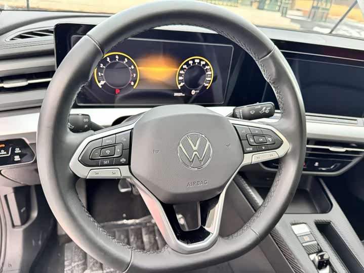 Фото 14 - Volkswagen Lamando L