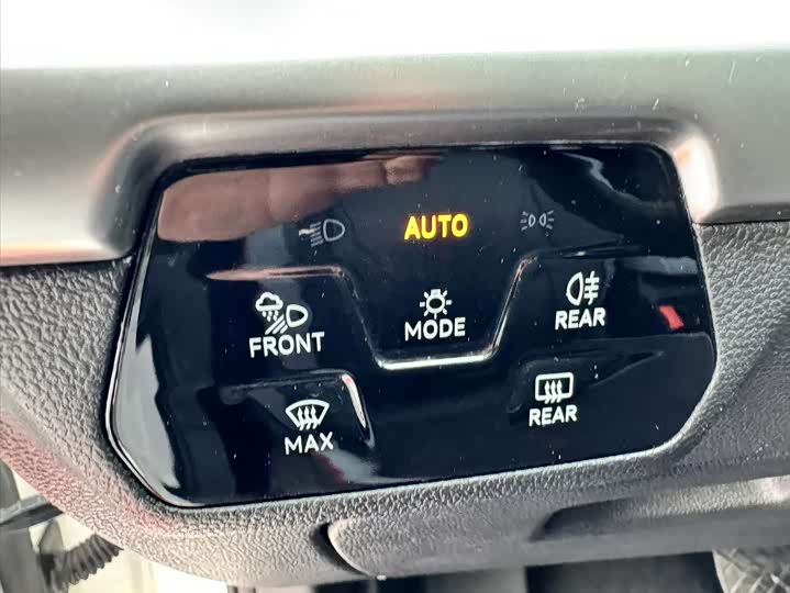 Фото 20 - Volkswagen Lamando L