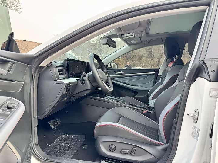 Фото 7 - Volkswagen Lamando L