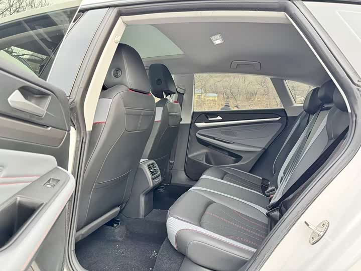 Фото 8 - Volkswagen Lamando L