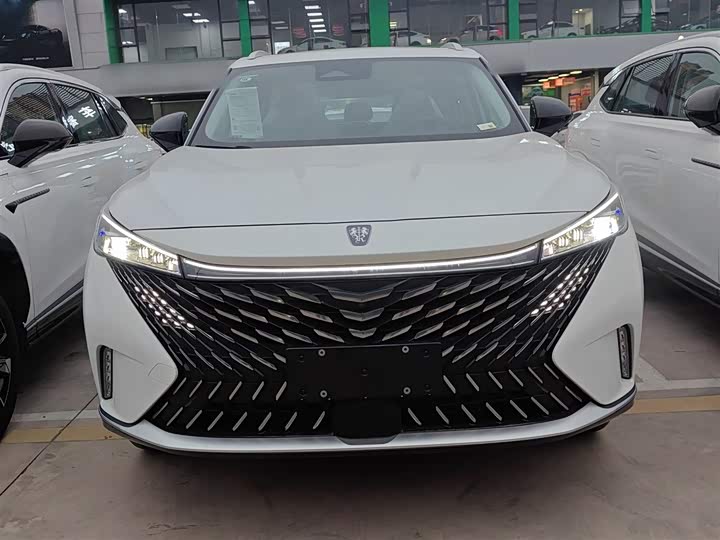 Фото 3 - Roewe RX5 Hybrid