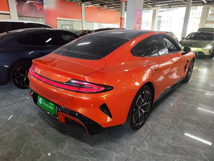 Фото 7 - Xiaomi SU7