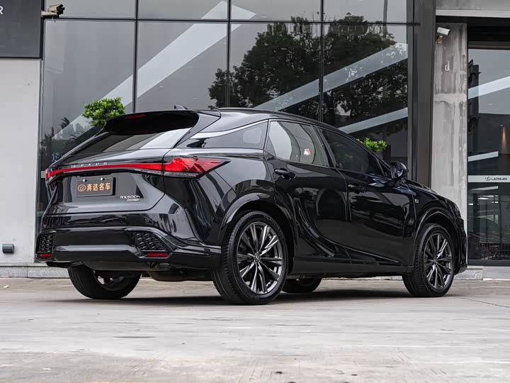 Фото 3 - Lexus RX