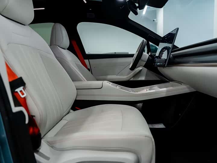 Фото 6 - Nio Onvo L60