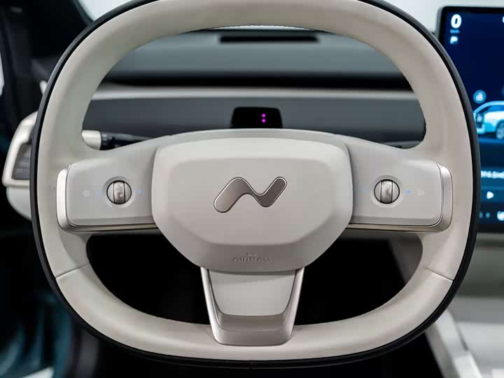 Фото 8 - Nio Onvo L60