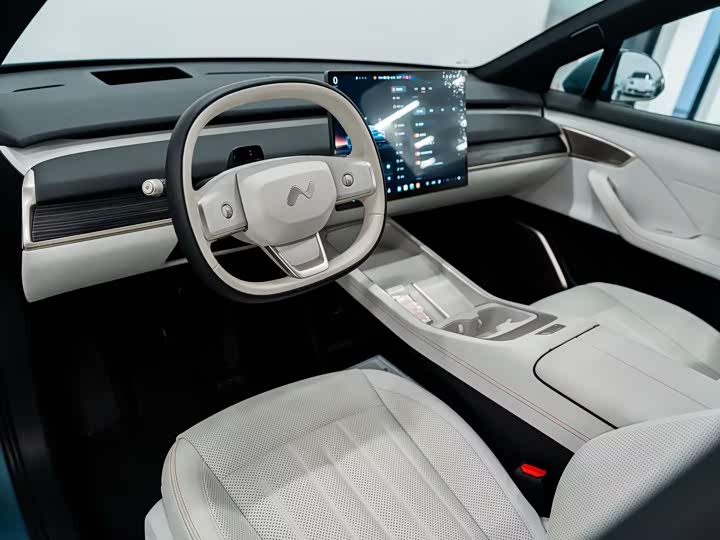 Фото 9 - Nio Onvo L60