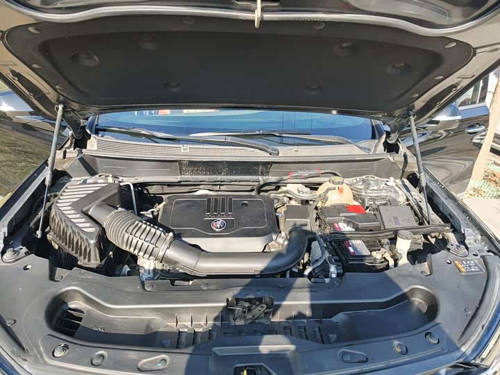 Фото 26 - Buick Enclave