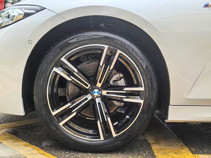 Фото 13 - BMW 3 Series