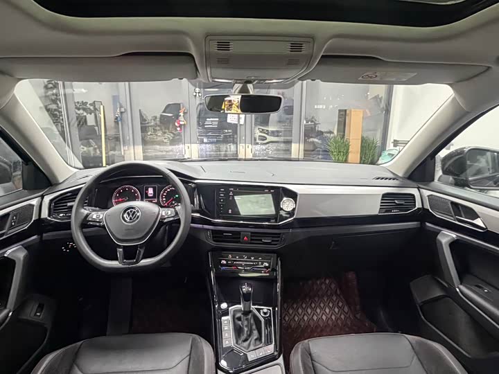 Фото 20 - Volkswagen Tayron