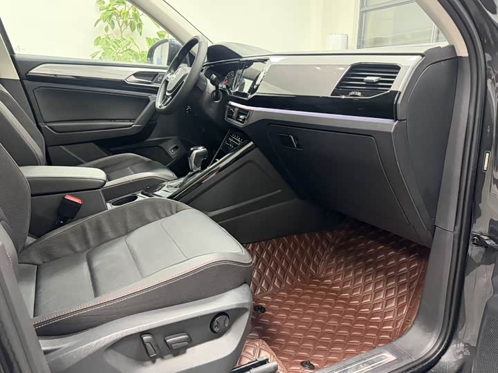 Фото 21 - Volkswagen Tayron