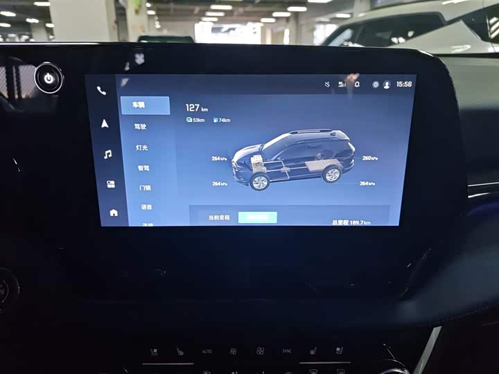 Фото 12 - Chevrolet Equinox Plus