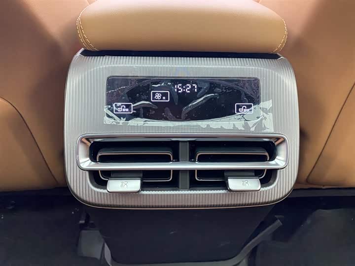 Фото 11 - BYD Han L