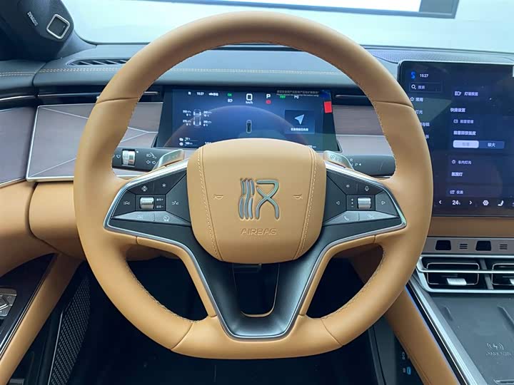 Фото 14 - BYD Han L