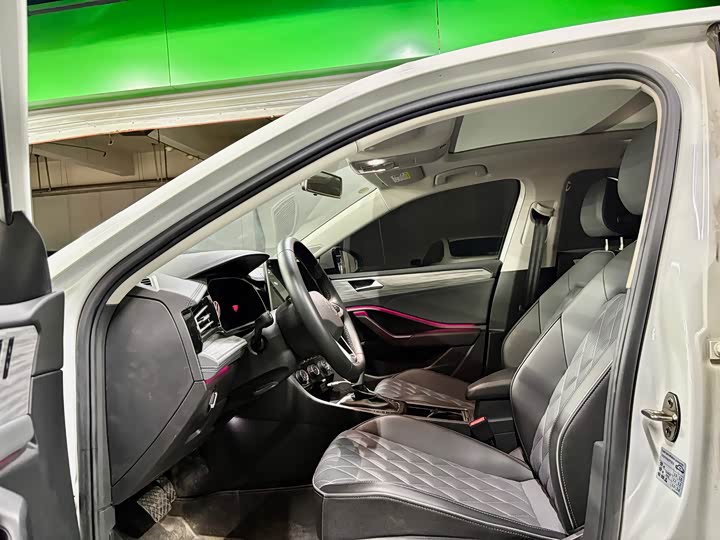 Фото 4 - Volkswagen Sagitar L