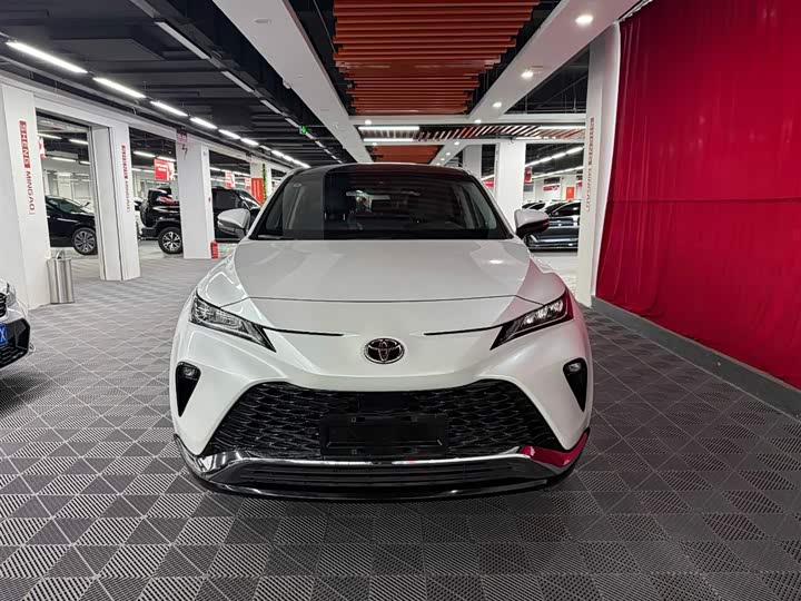 Фото 2 - Toyota Venza