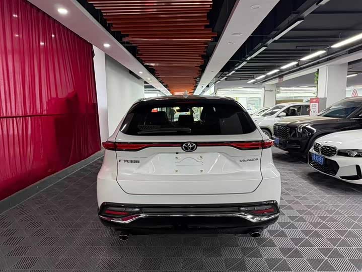 Фото 5 - Toyota Venza