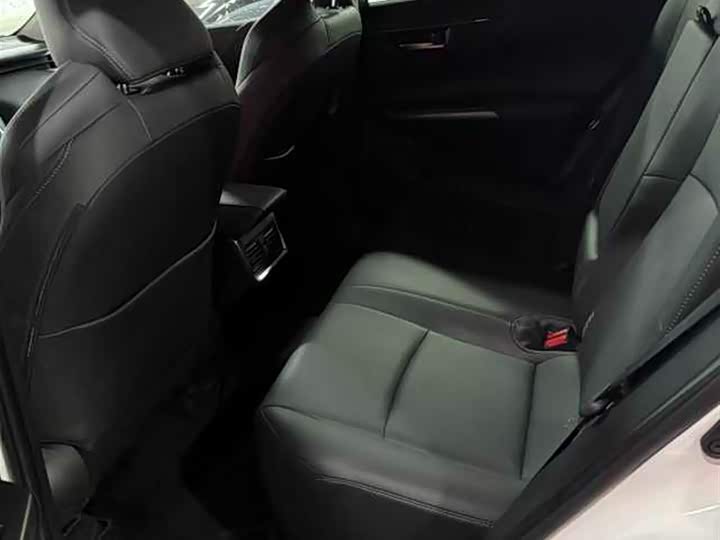 Фото 8 - Toyota Venza