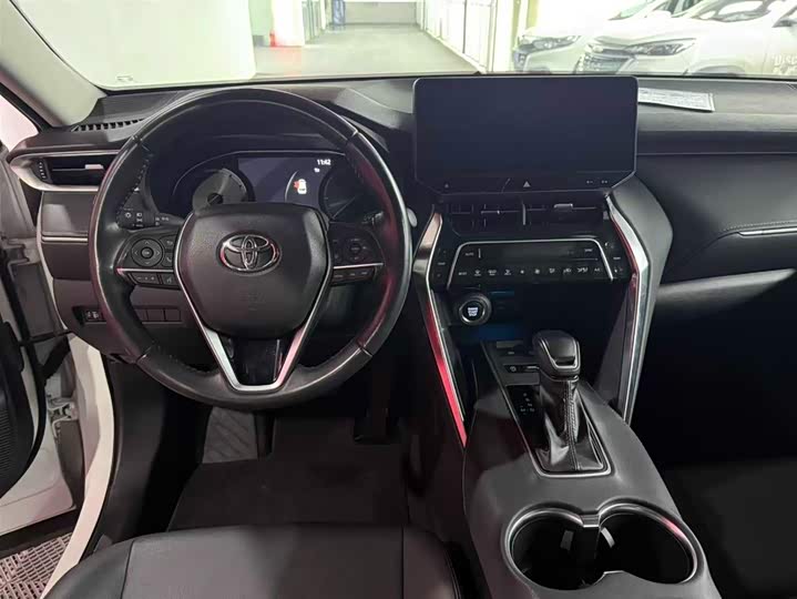 Фото 9 - Toyota Venza