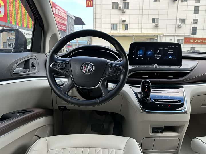 Фото 14 - Buick GL8 ES