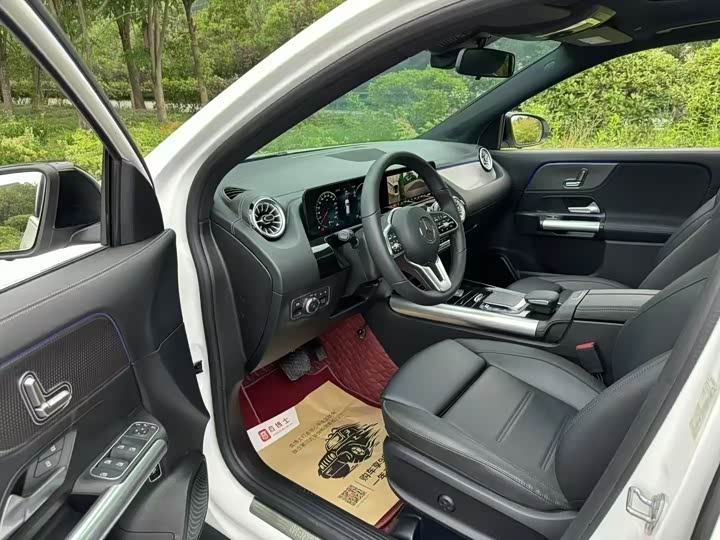 Фото 3 - Mercedes-Benz GLA-Class