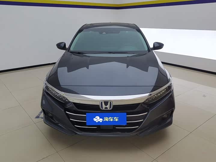 Фото 2 - Honda Accord