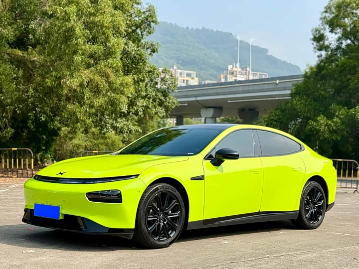 Фото 1 - XPeng P7