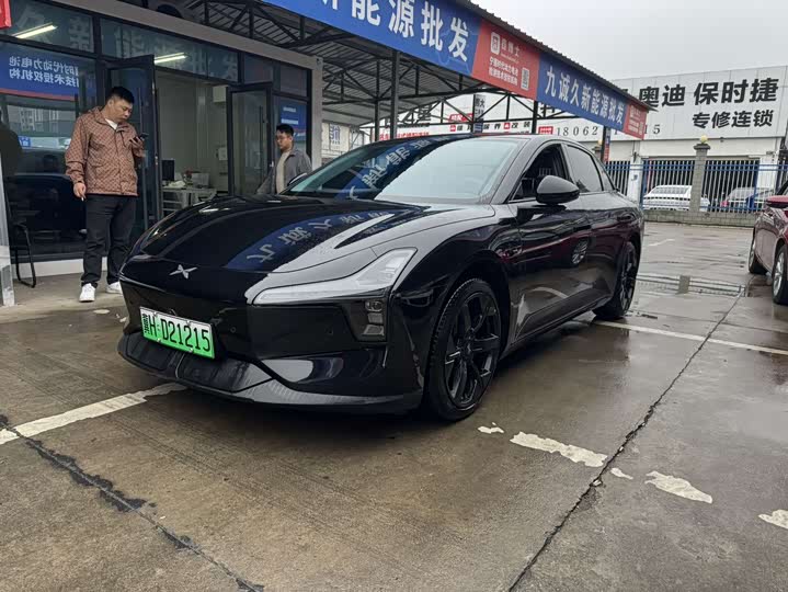 Фото 3 - XPeng Mona M03