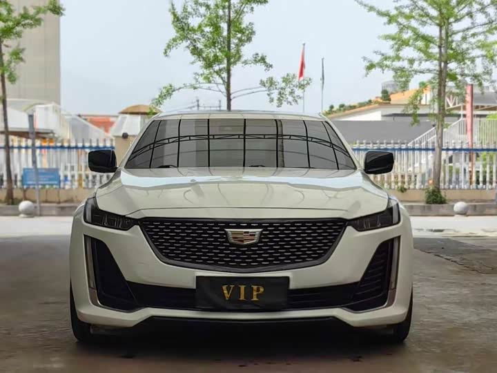 Фото 1 - Cadillac CT5