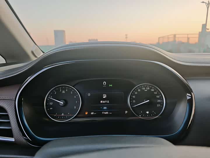 Фото 20 - Buick GL8 ES