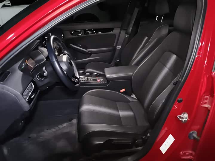 Фото 15 - Honda Civic