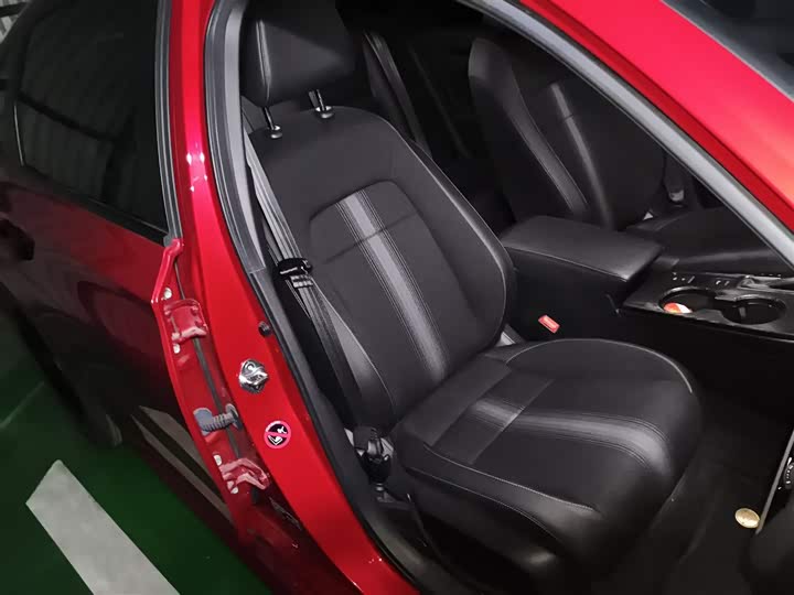 Фото 25 - Honda Civic