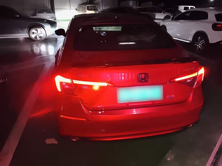 Фото 6 - Honda Civic