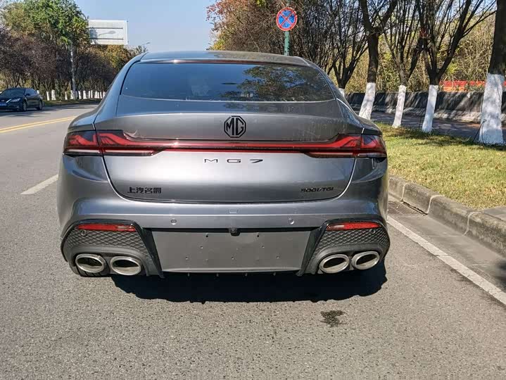 Фото 11 - MG Motor 7