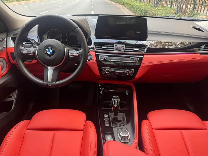 Фото 12 - BMW X2